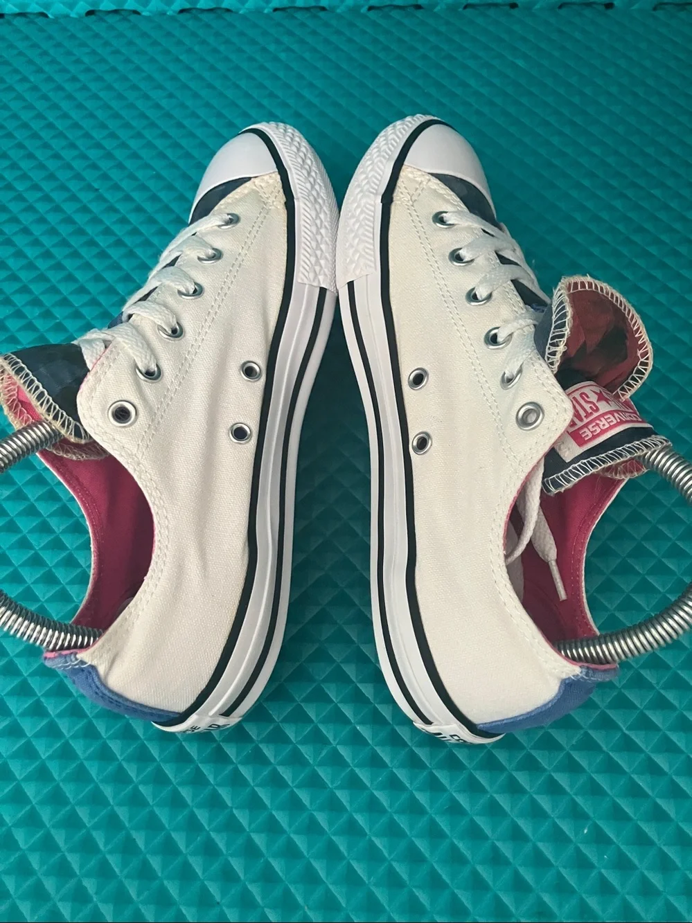CONVERSE Big Girl Chuck Taylor All Star Low Top Double Tongue White sneakers 5.5